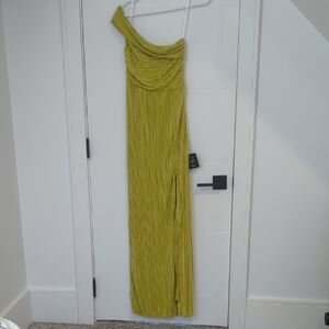 NWT Lulu's One-Shoulder Chartreuse Dress